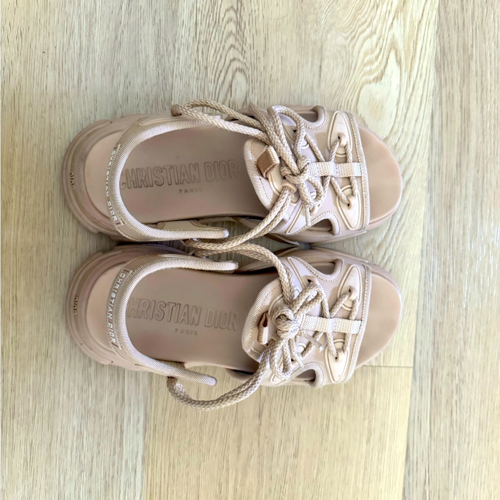 dior d wander sandal